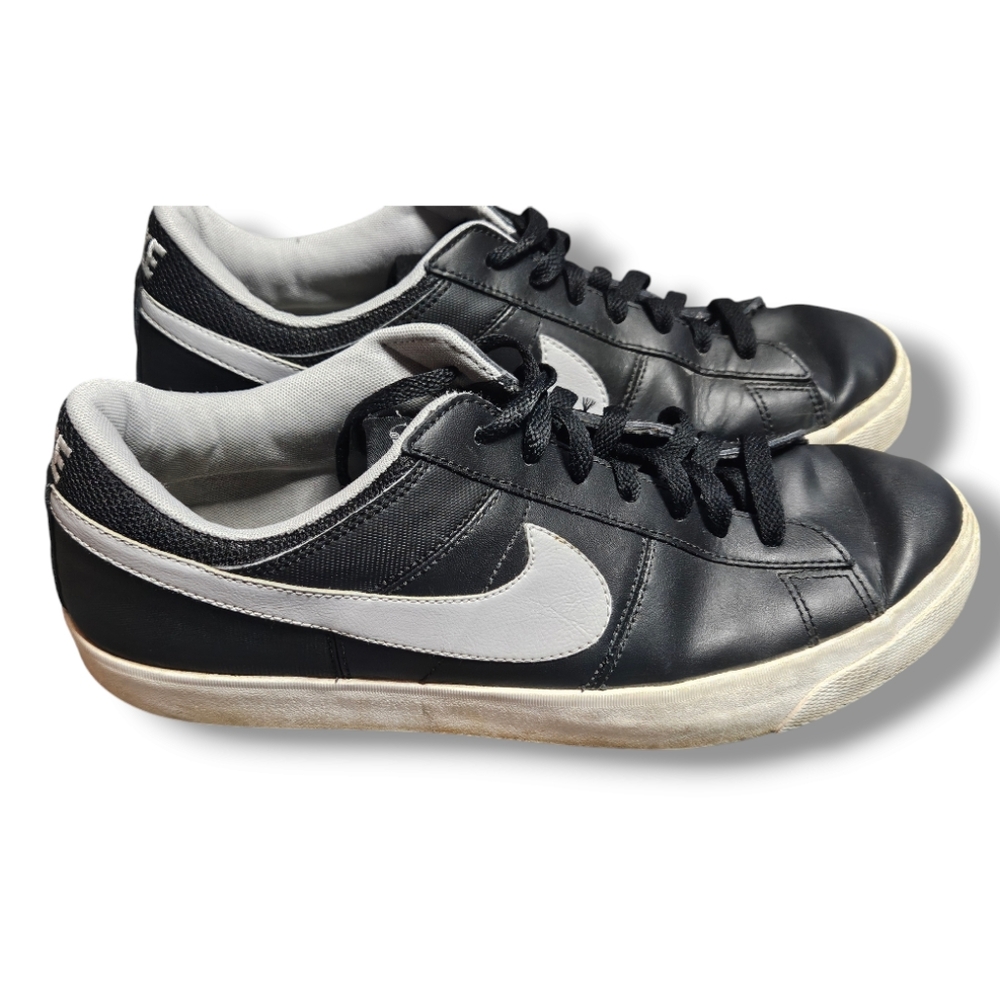Nike Match Supreme LTR Black and White Shoes, Size 10